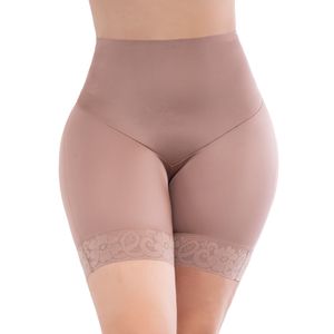 Panty short moldeador de control medio con realce de glúteos y efecto adelgazante
