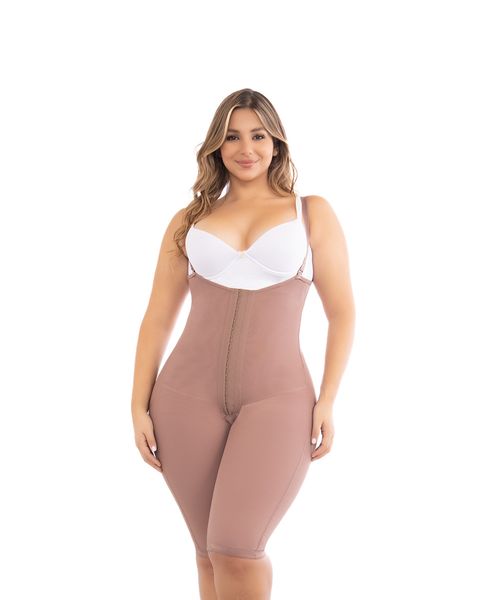 Faja moldeadora a la rodilla con realce de glúteos y control abdominal ajustable