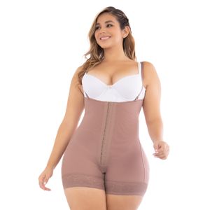 Faja strapless tipo short con ultra realce y moldeo de figura