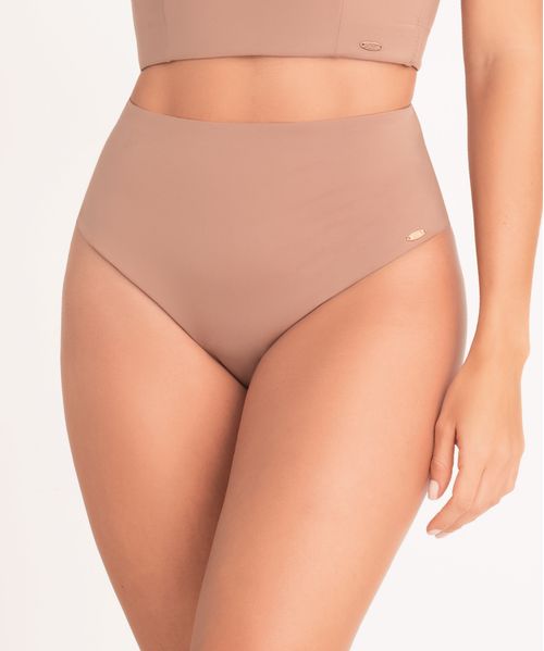Panty tipo tanga con control medio de abdomen