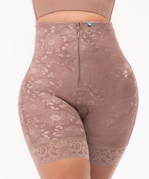 Short flowers luxury con realce de glúteos y moldeo abdominal