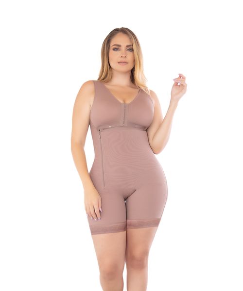 Faja postquirúrgica media pierna con cierre lateral y brasier de alta compresión